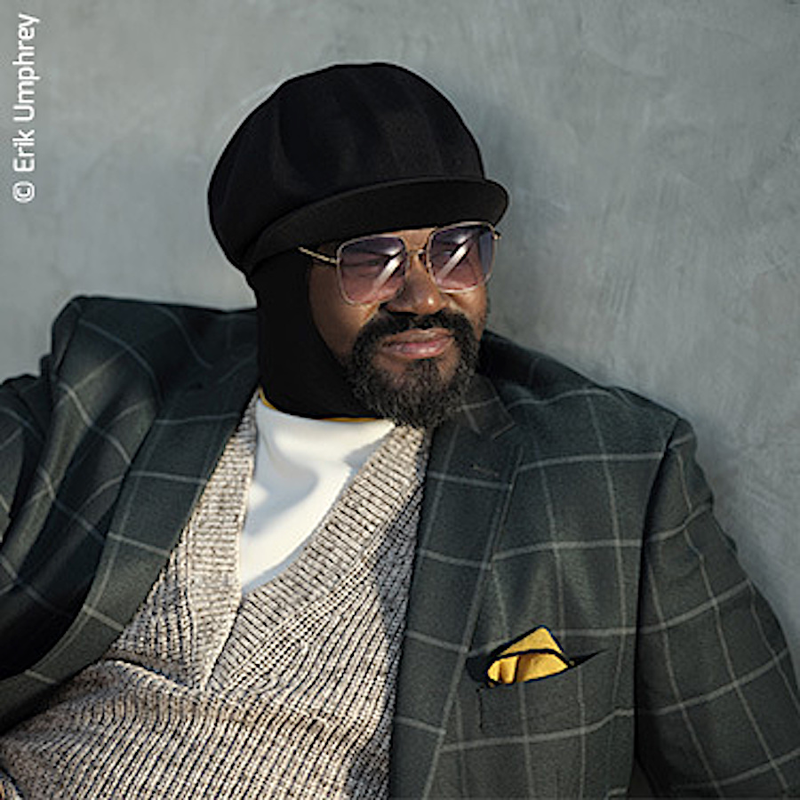 Bild: Gregory Porter  und SWR Big Band im Bruchsaler Schlossgarten