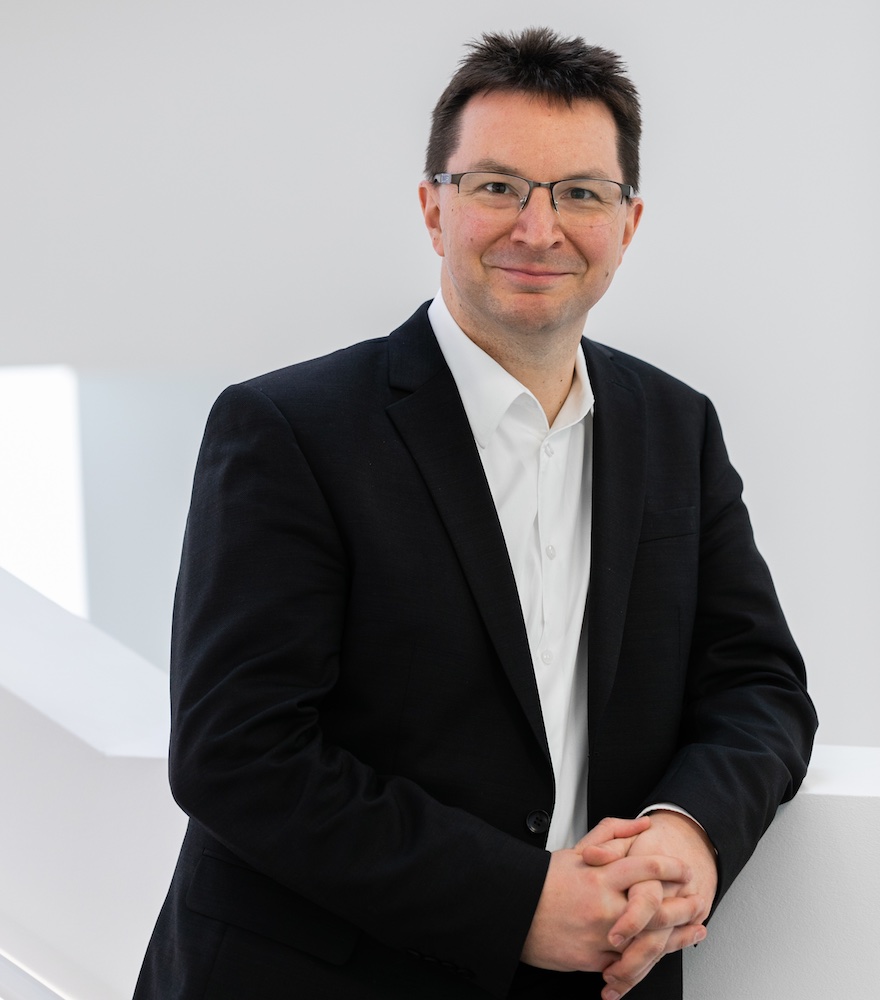 Bild: Was tun gegen Antisemitismus und Verschwörungsmythen?