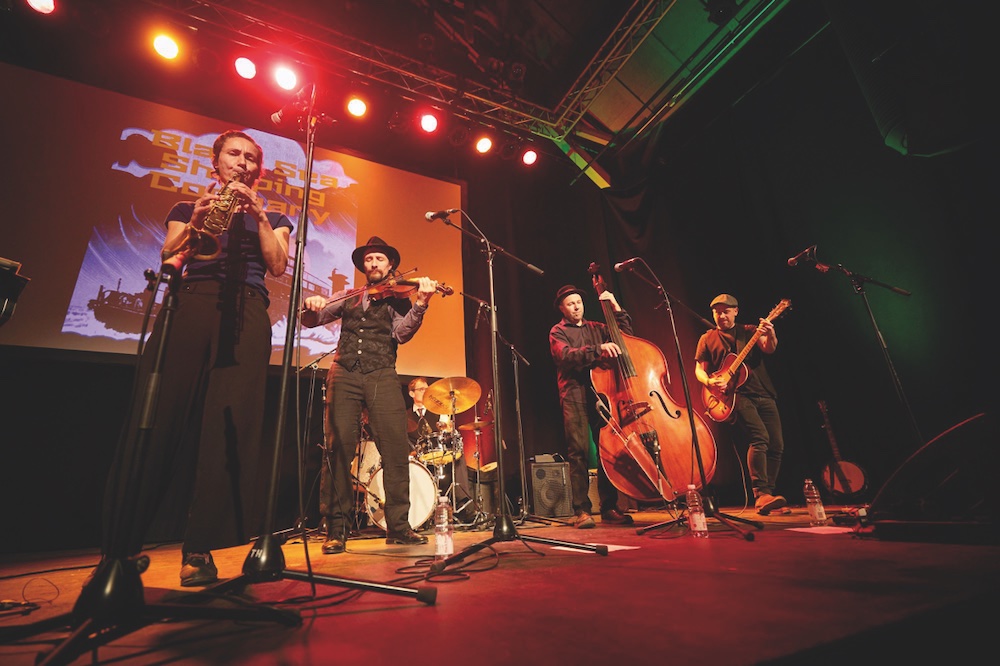 Klappeauf Karlsruhe - Artikel: MiKa-Fest zum 25. Bild: MiKa-Fest zum 25.