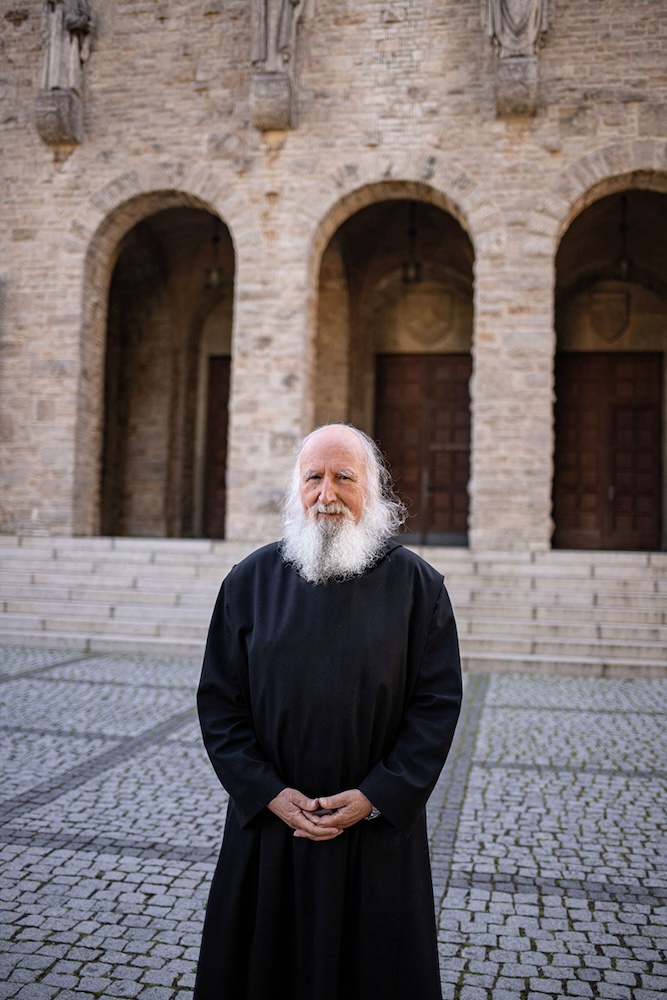 Klappeauf Karlsruhe - Artikel: Anselm Grün Bild: Anselm Grün