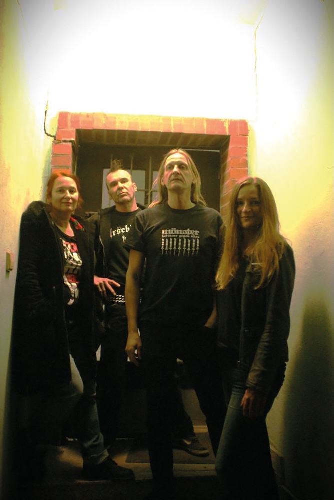 Klappeauf Karlsruhe - Artikel: Blutwurst + Liquid Laughter Bild: Blutwurst + Liquid Laughter