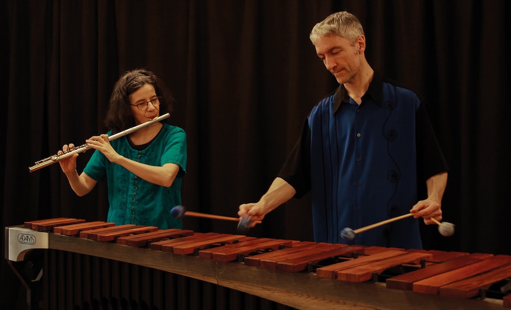 Klappeauf Karlsruhe - Artikel: Lesung und Konzert Bild: Lesung und Konzert