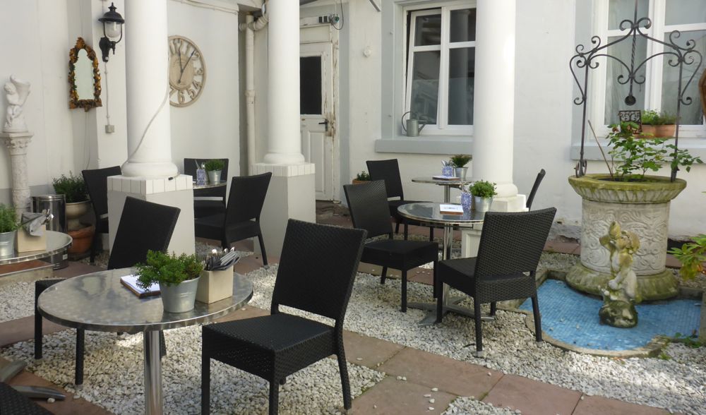 Klappeauf Karlsruhe - Artikel: La Prima Bild - La Prima